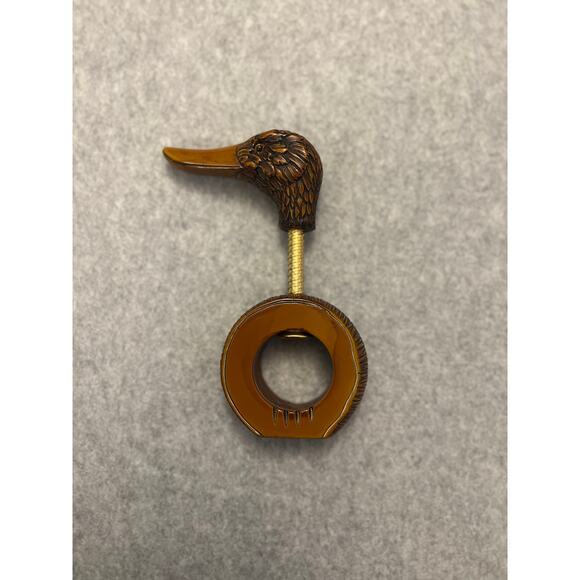 Stampealari Nutcracker Breaker Duck Head Molded Wood Effect Threaded Screw‎ - Picture 7 of 13